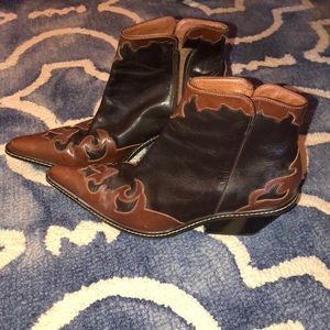 Donald J. Pliner Short Cowboy Boots